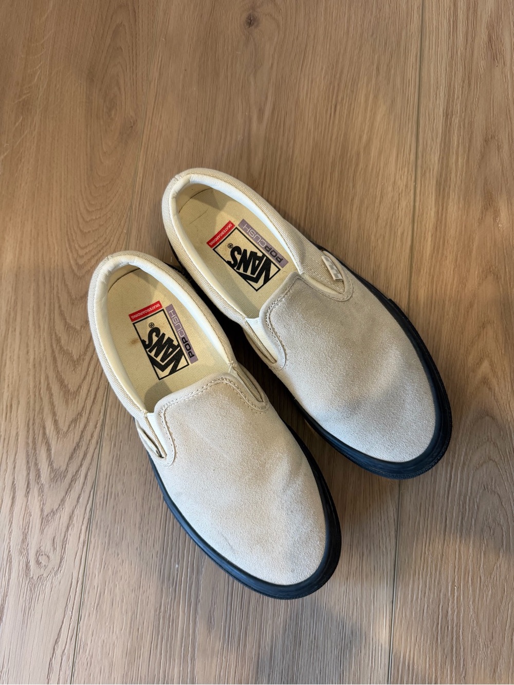 Vans Slip-On Men’s Suede Sneakers in Off White with Black Sole Size 6.5